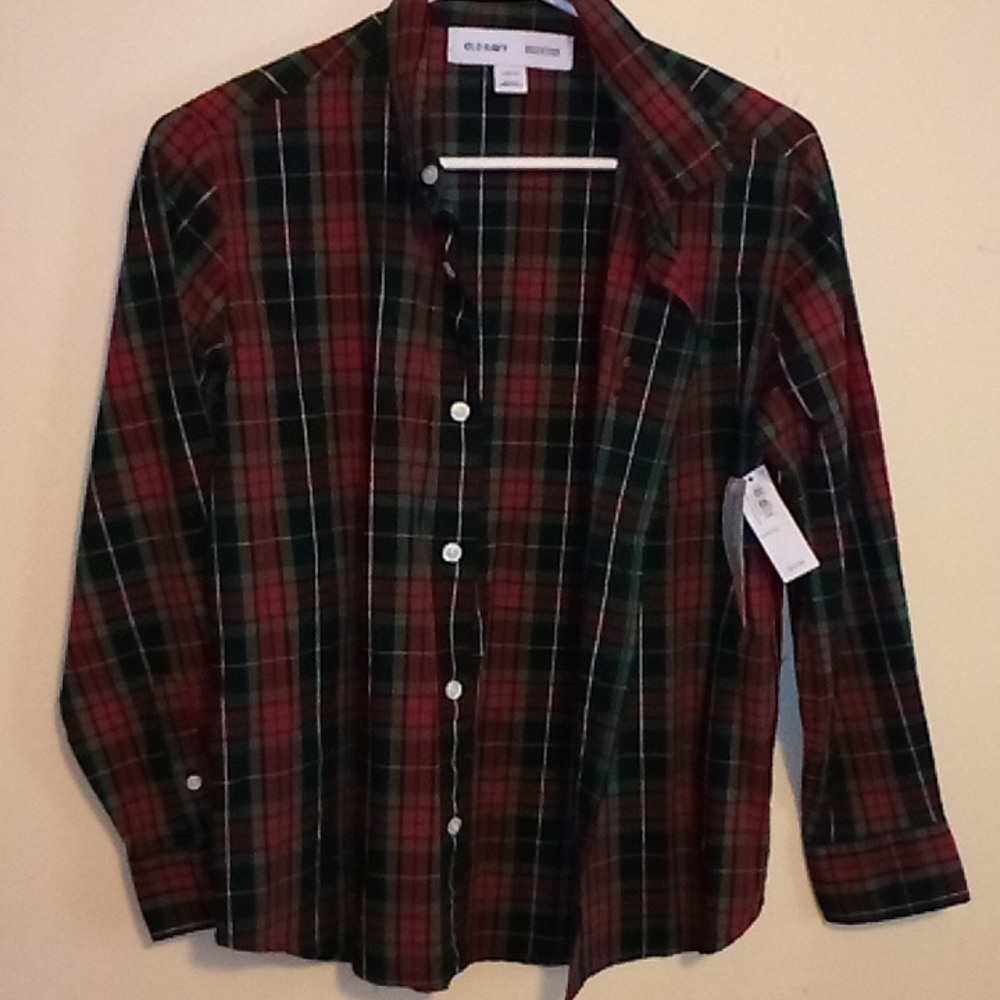 Green and red button up